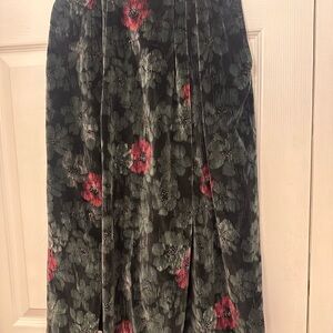 Vintage Bentley Arbuckle Floral Velvet Skirt - Black Green and Red